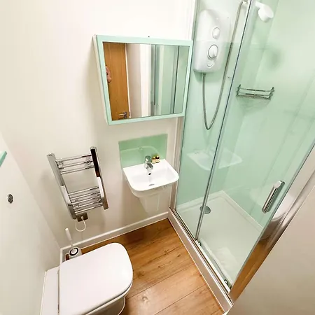 Harford House 25 - Hopewell Bristol